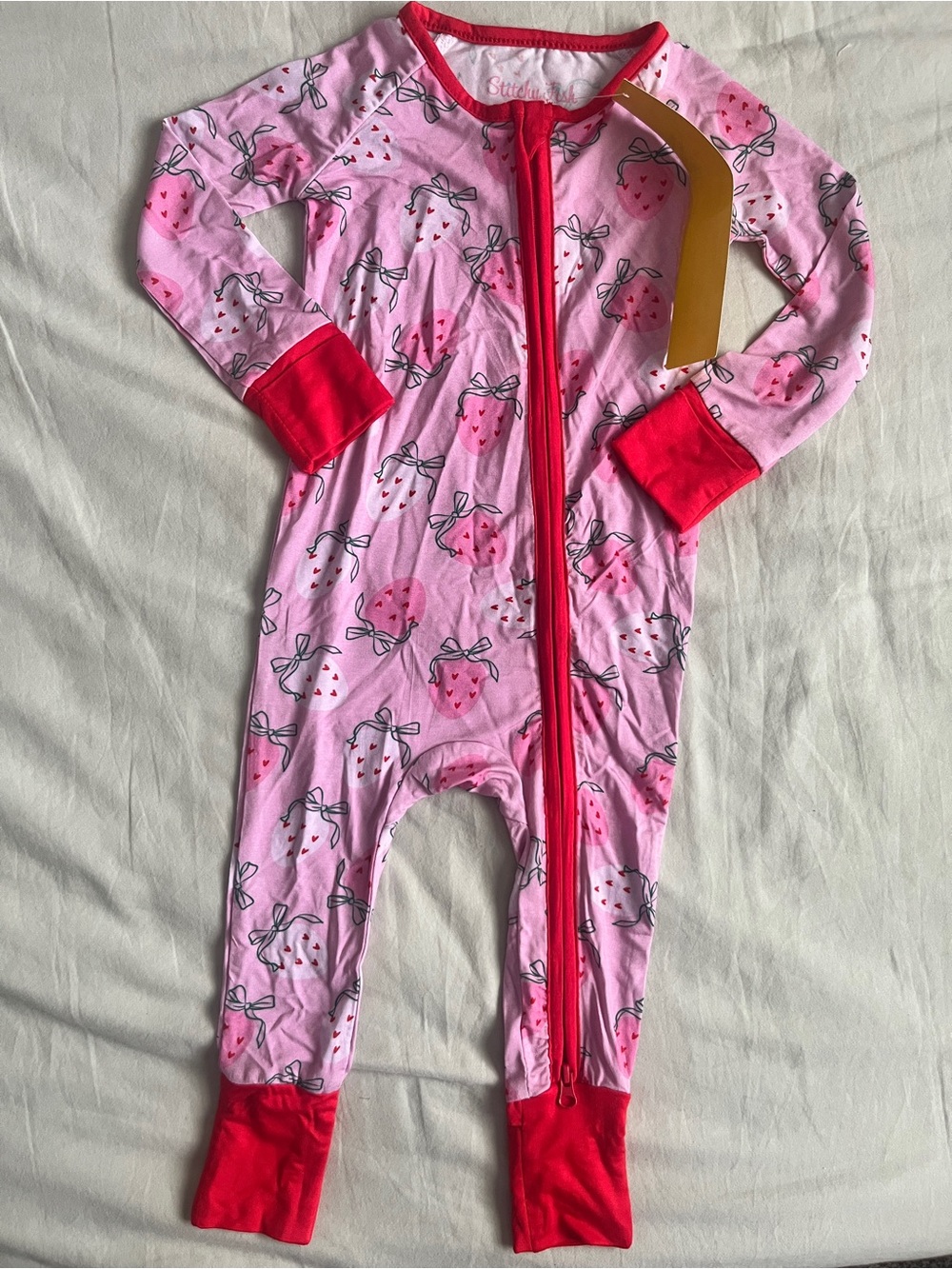 NWT Stitchy Fish Strawberry Print Pink Bamboo Pajamas